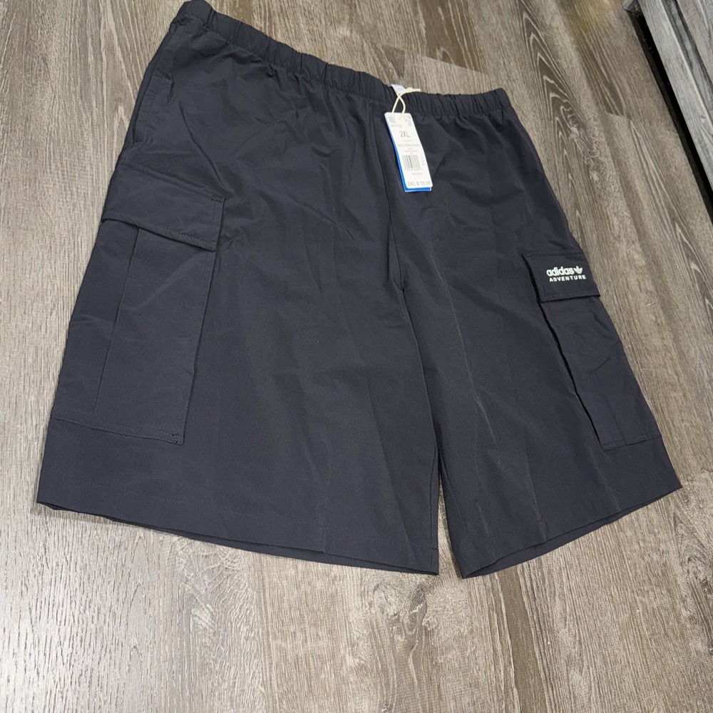 NWT Men's Adidas Originals Adventure Cargo Shorts HP1102 2XL Black Cargo